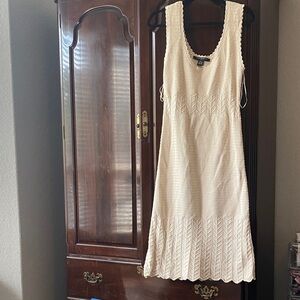 French Connection Elegant Cream Sleeveless sweater dress